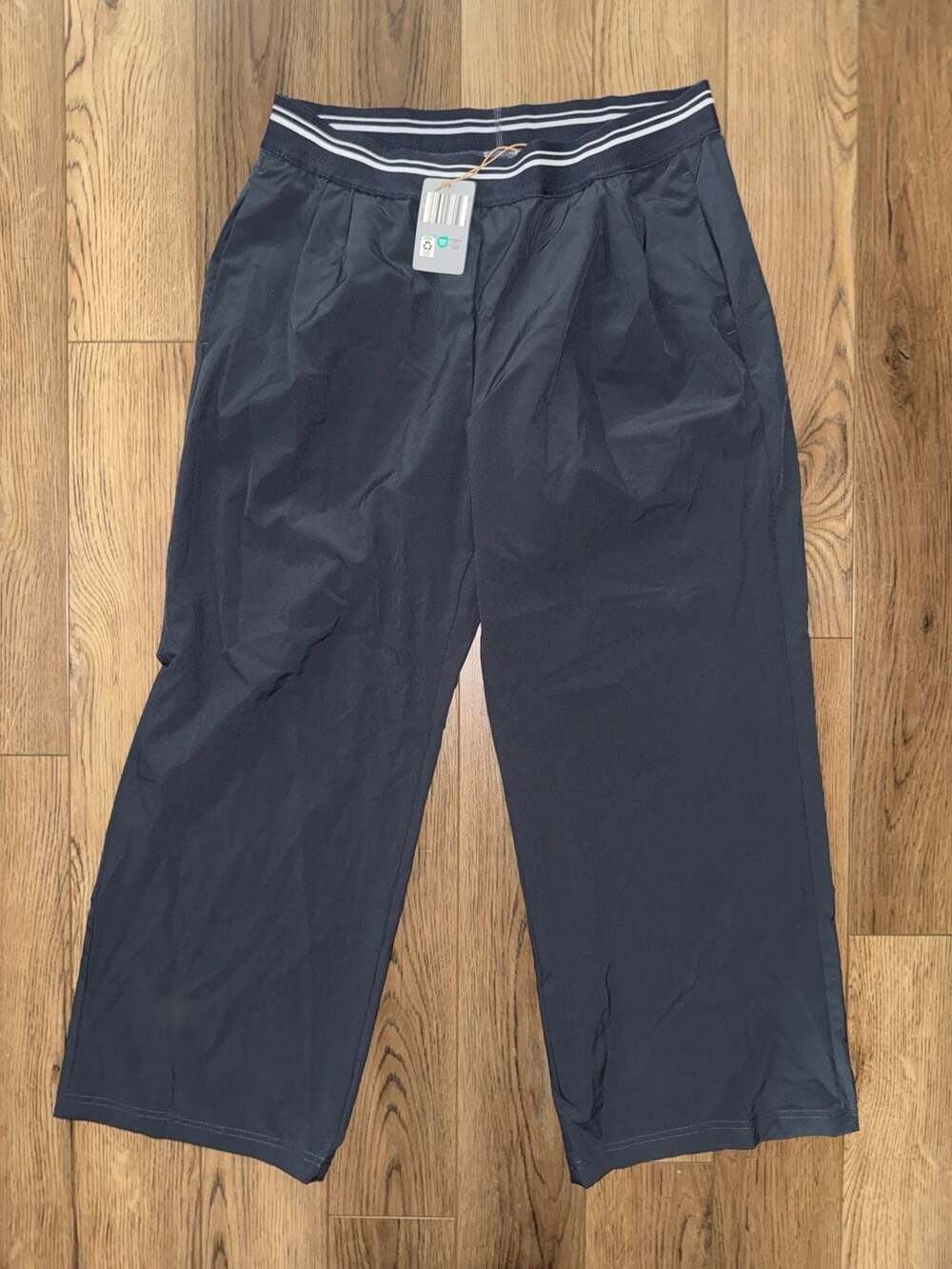 Crane Women's Travel Trousers Cropped Pants with Elastic Striped Waist